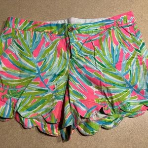 Lilly Pulitzer - The Buttercup Short Size 12- 5" inseam